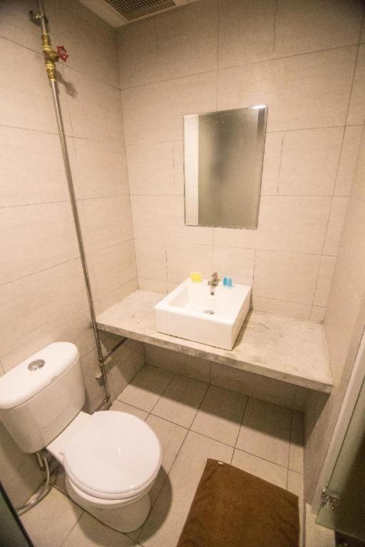 Monaco Boutique Hotel Sadong Jaya Kota Kinabalu Luaran gambar